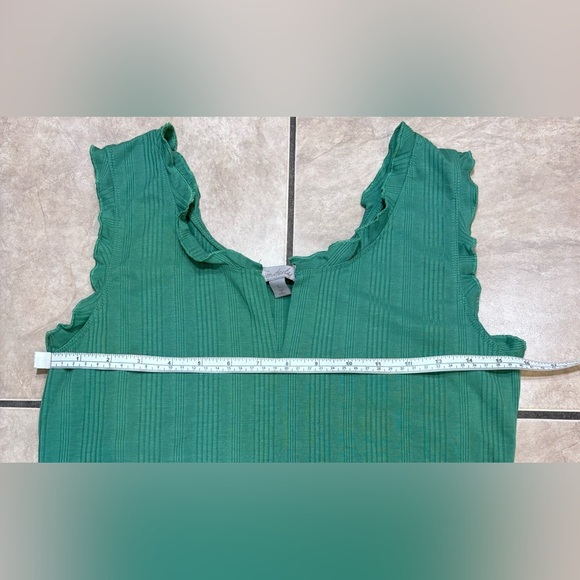 Wonderly Women’s Tank Size Large Ruffle Sleeve Green - Picture 5 of 6
